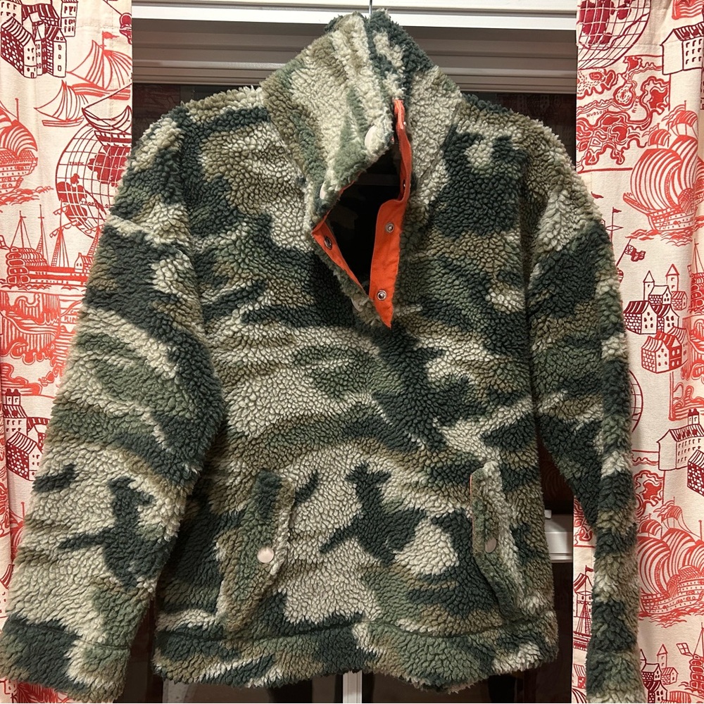J Crew Vintage Camo Fleece size XS